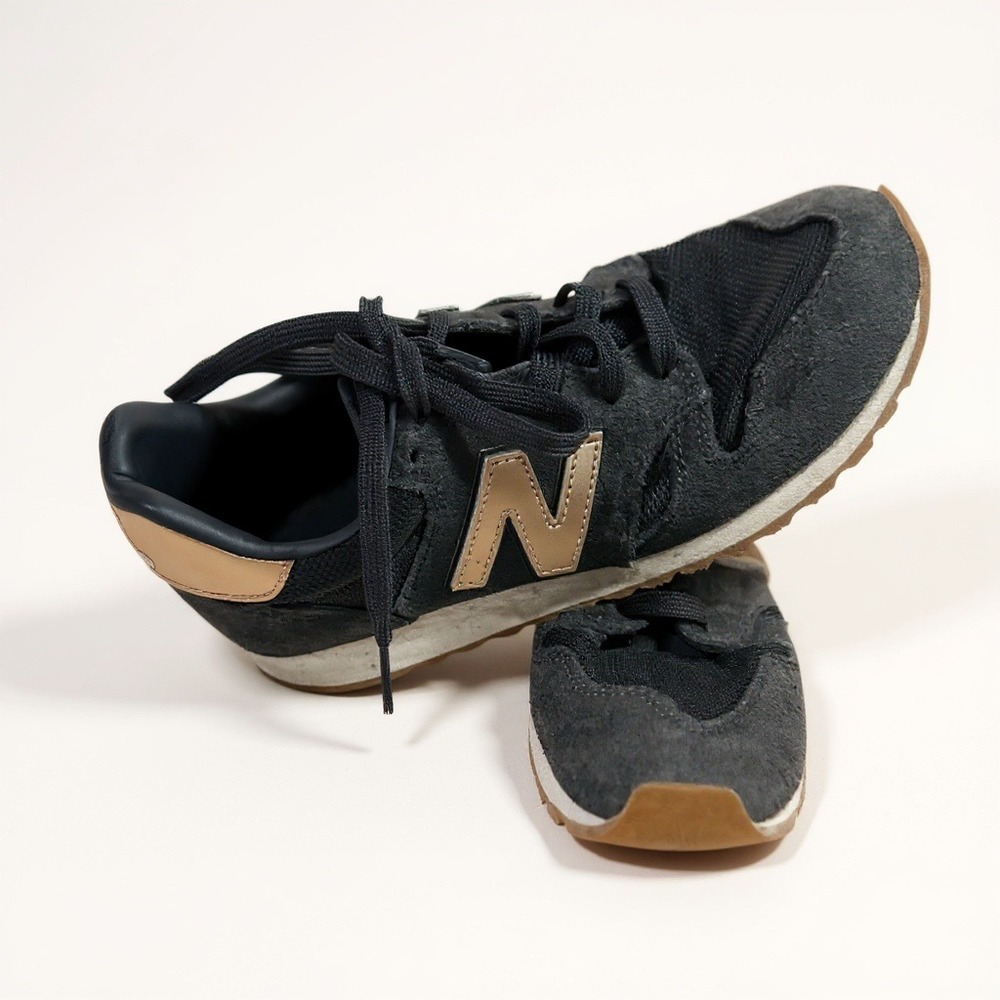 New Balance 520 Gray Gold‎ Women's Running Shoes Sneakers US 7.5